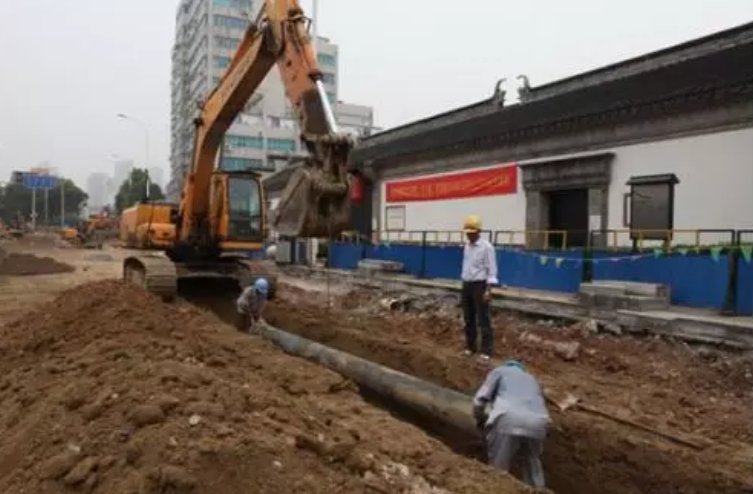 RTK管道測量現(xiàn)場 RTK管道測量現(xiàn)場