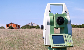 全站儀基礎操作指南:從設備架設到數據采集